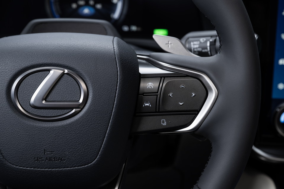 24-HOUR TOWING SERVICE ALT